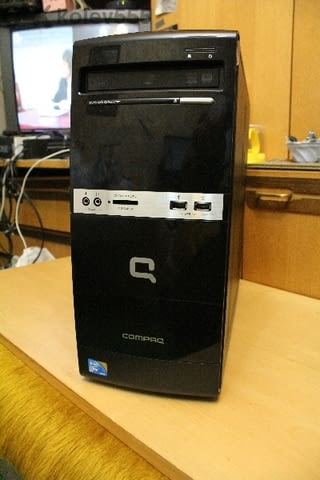 Компютър настолен COMPAQ